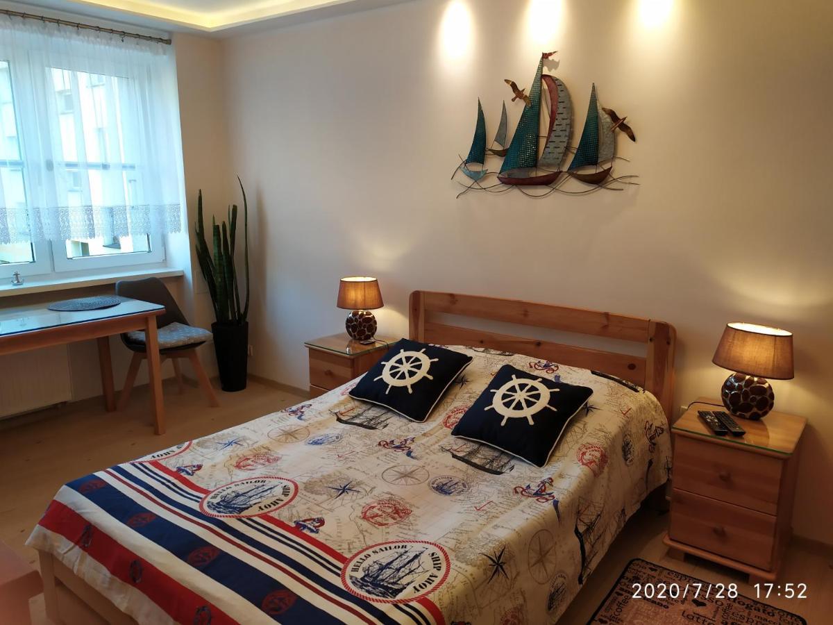 Apartament Pod Zaglami Apartment Swinoujscie Exterior photo